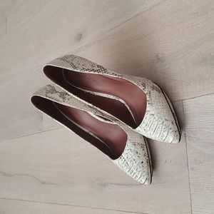 Elizabeth and James shoes